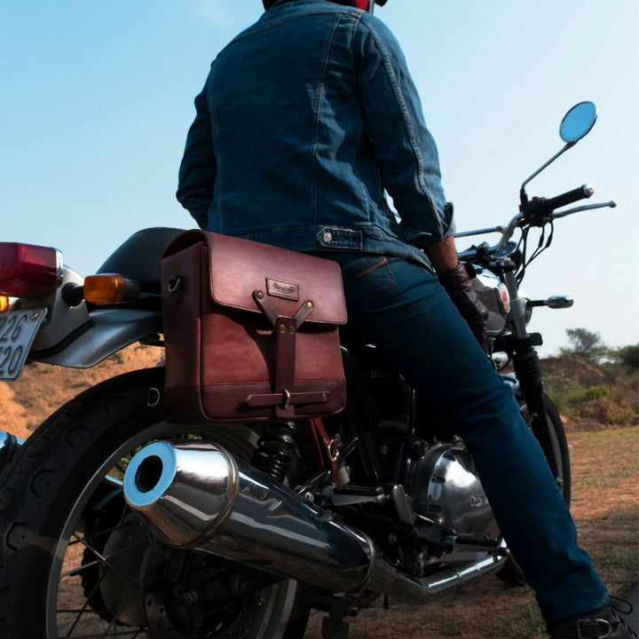 Trip Machine Messenger Bag - Cherry Red