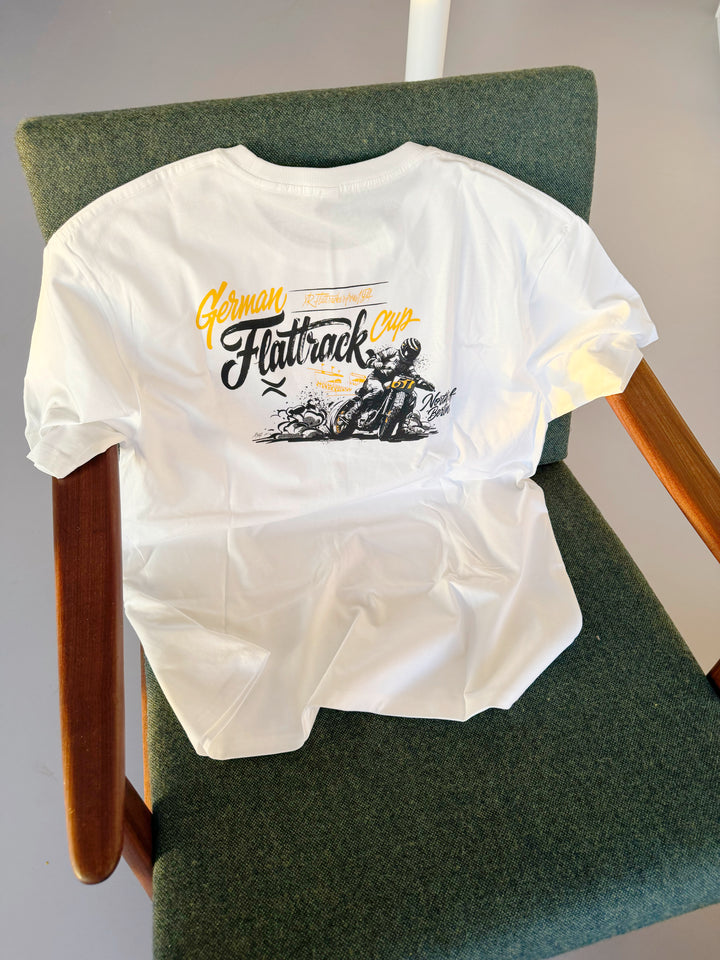 North of Berlin German Flattrack Cup T-Shirt – Lifestyle-Aufnahme