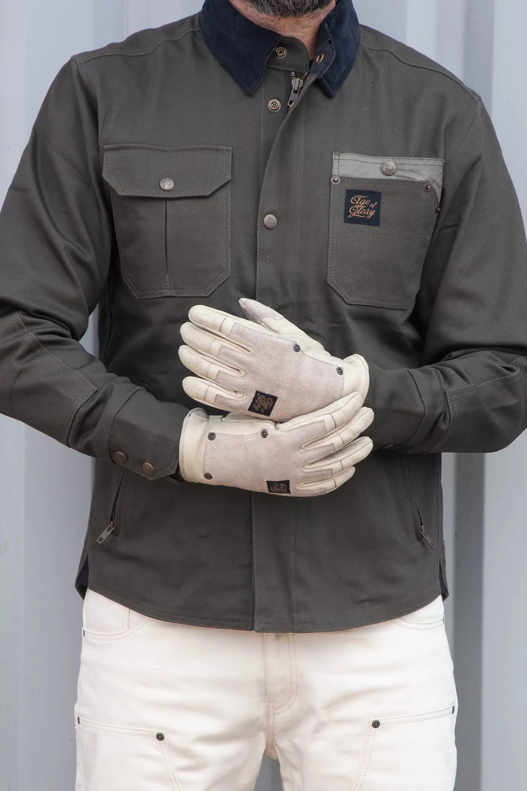 Age of Glory Crafter Leather Gloves CE Aged White