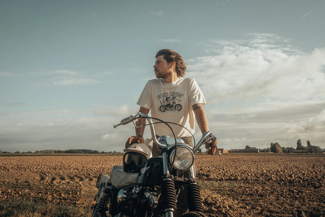 Age of Glory Easy Rider Tee Off-white