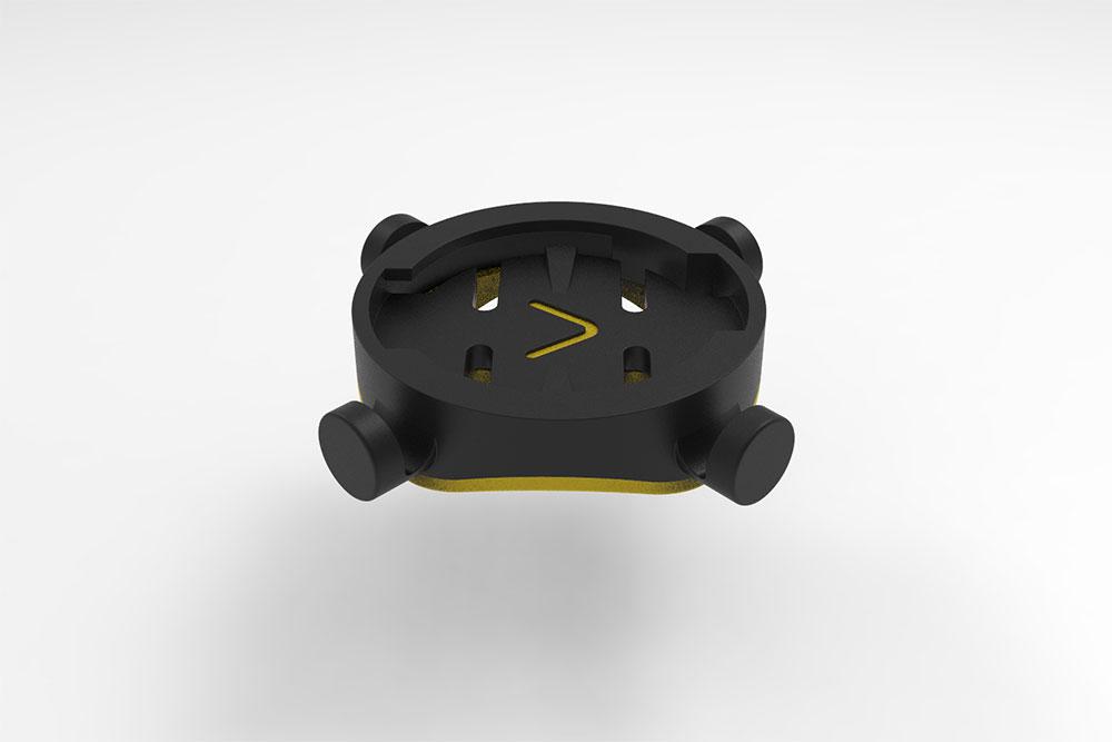 Flache Seitenansicht des Beeline Moto Original Universal Elastic Strap Mount mit gelber Unterlage.