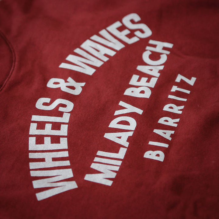 Wheels & Waves Sweat Milady Beach Red